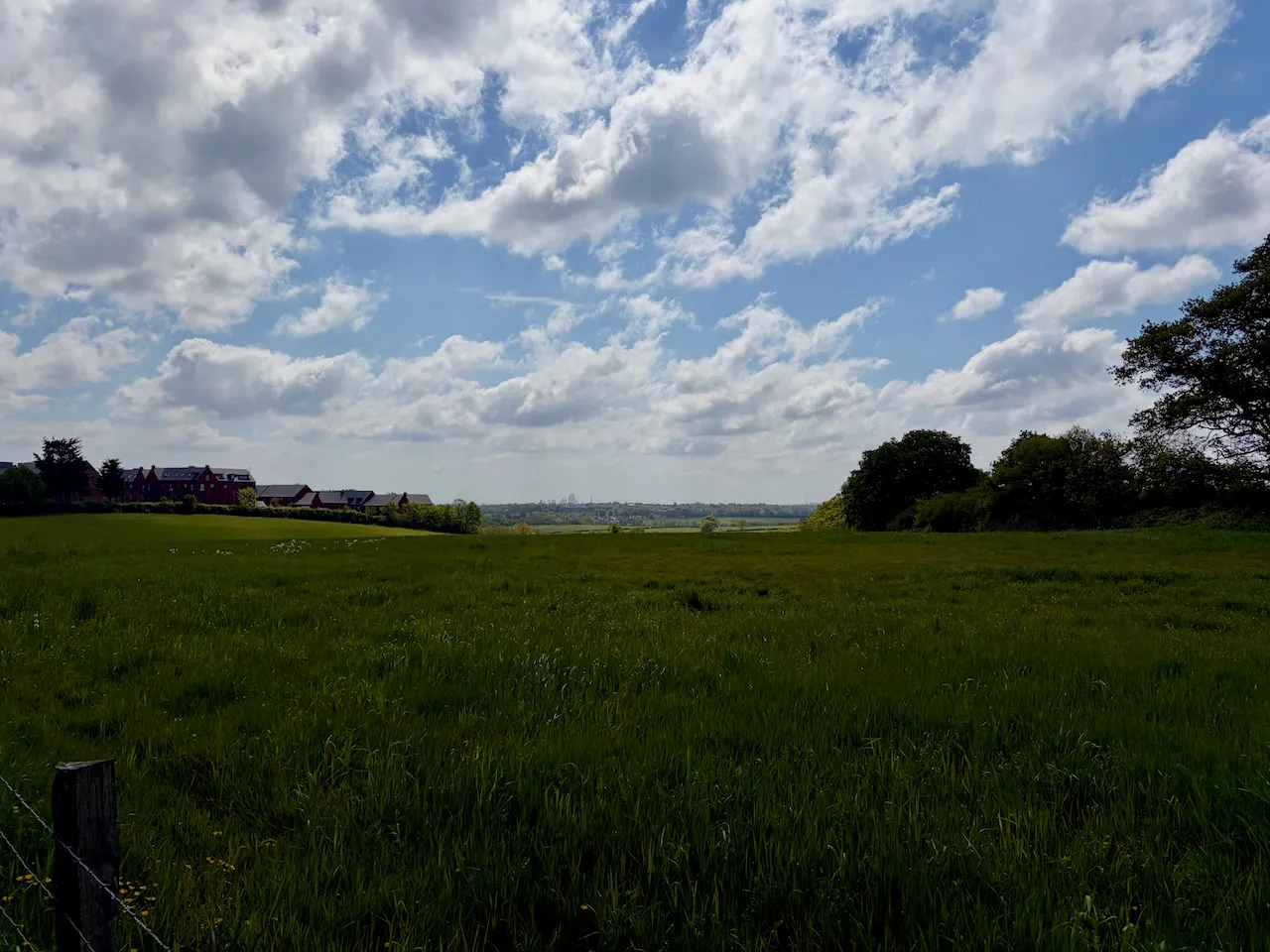 Looking back toward London from the northern stretch