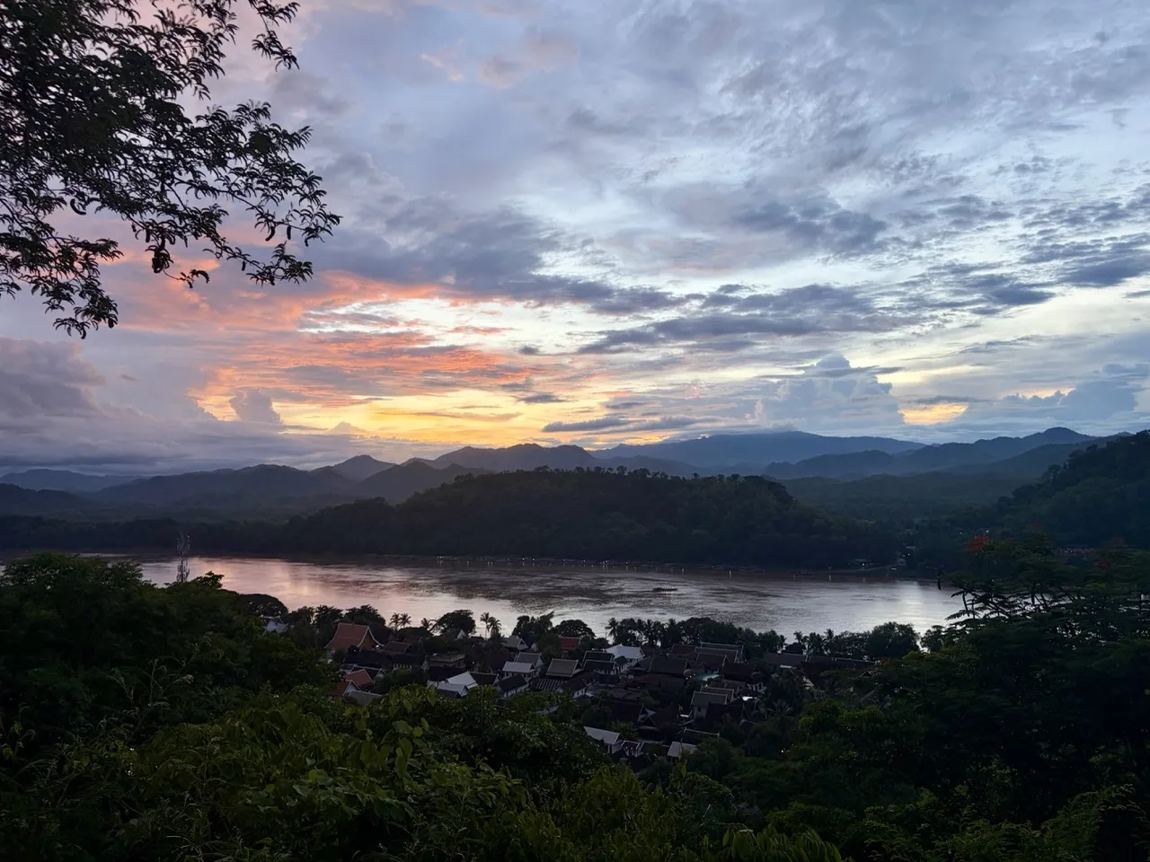 Sunset from Mount Phousi